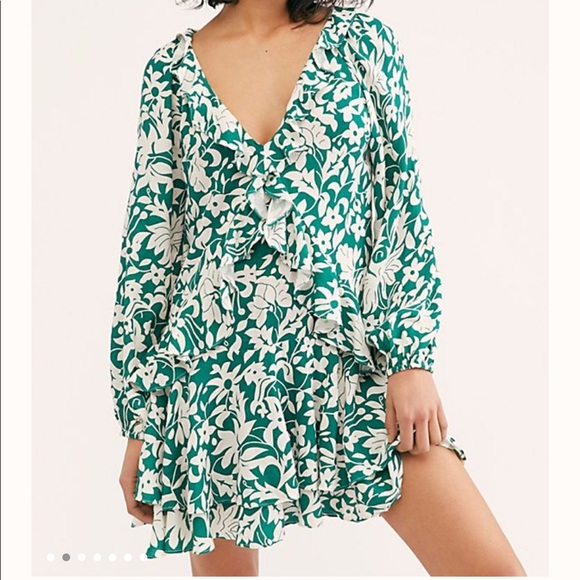 Free People Dresses & Skirts - Free People NWT Rebecca ruffle mini dress emerald